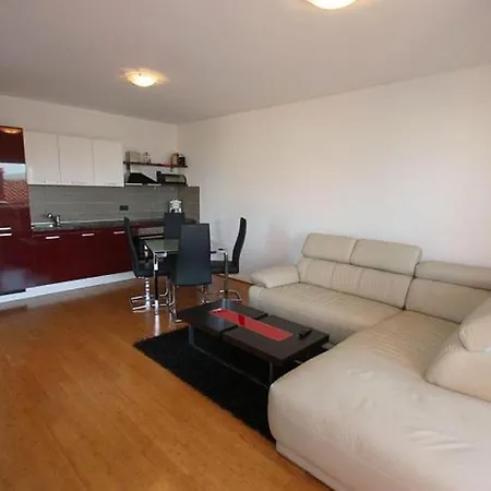 Apartment Ante 1-a2+1-ullitravel