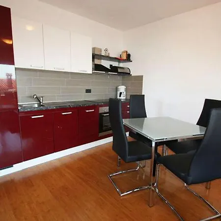 Apartman Ante 1-a2+1-ullitravel *